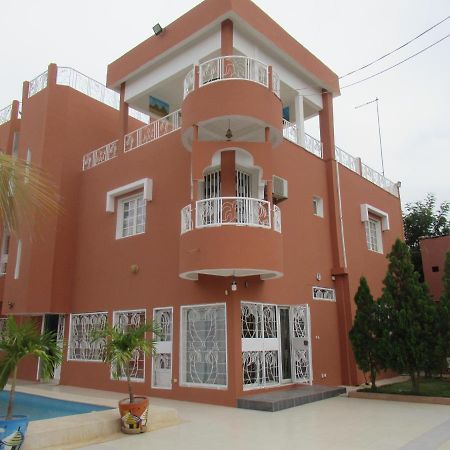 Residence Kalado Saly Buitenkant foto
