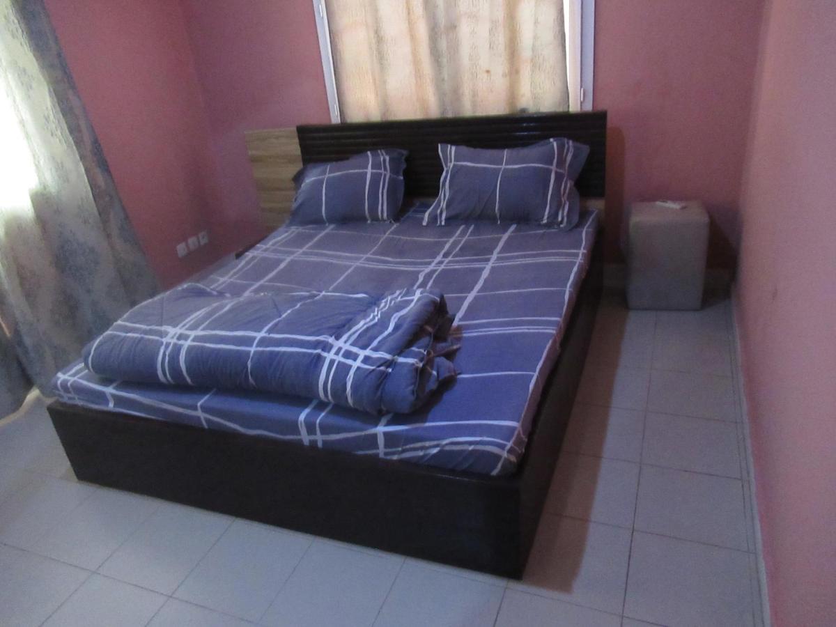 Residence Kalado Saly Buitenkant foto