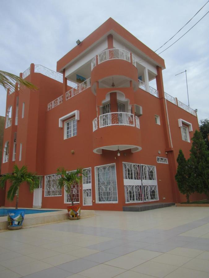 Residence Kalado Saly Buitenkant foto