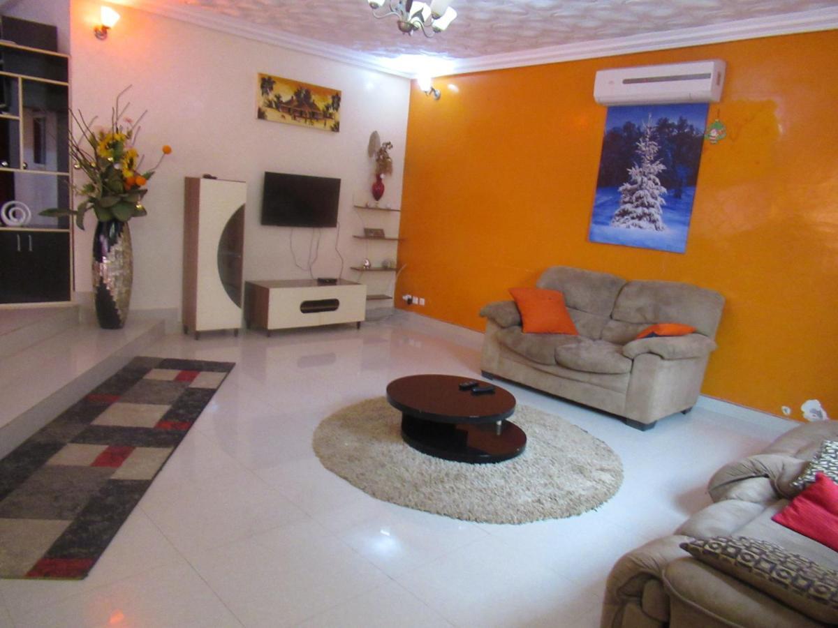 Residence Kalado Saly Buitenkant foto