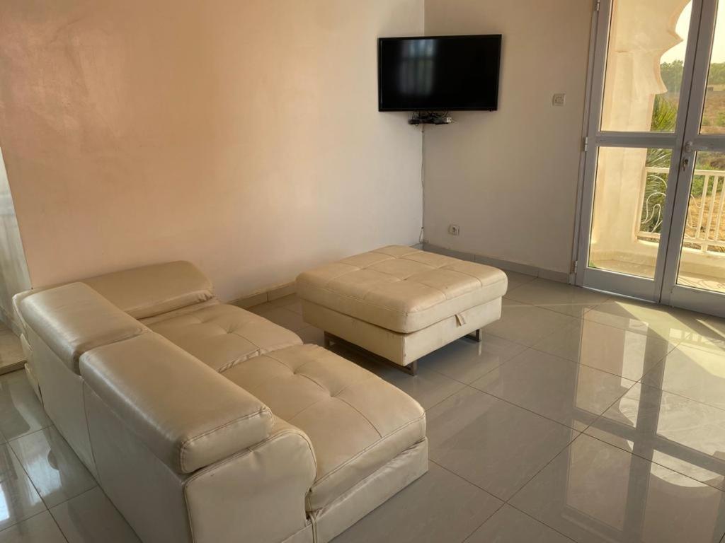 Residence Kalado Saly Buitenkant foto